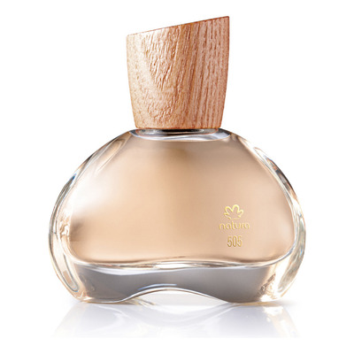 Decifrando o Perfil Olfativo do Perfume Tarot: Notas e Sensações