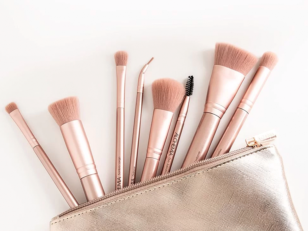 Pincéis para Pintura Artística: Qual Tipo de Cerdas Usar em Cada Técnica?