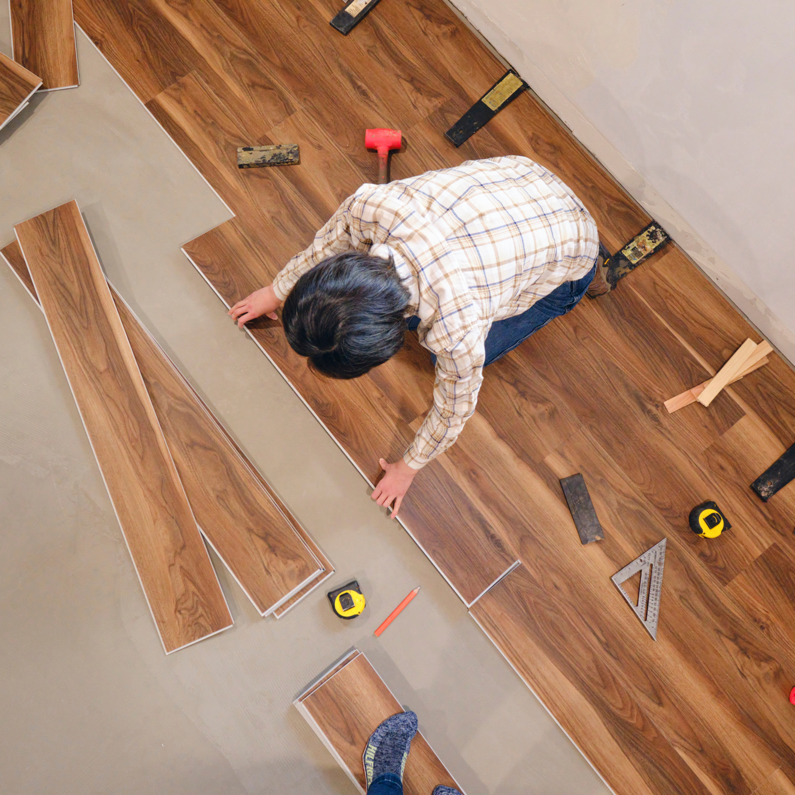 Como Escolher a Manta Correta para seu Piso Laminado