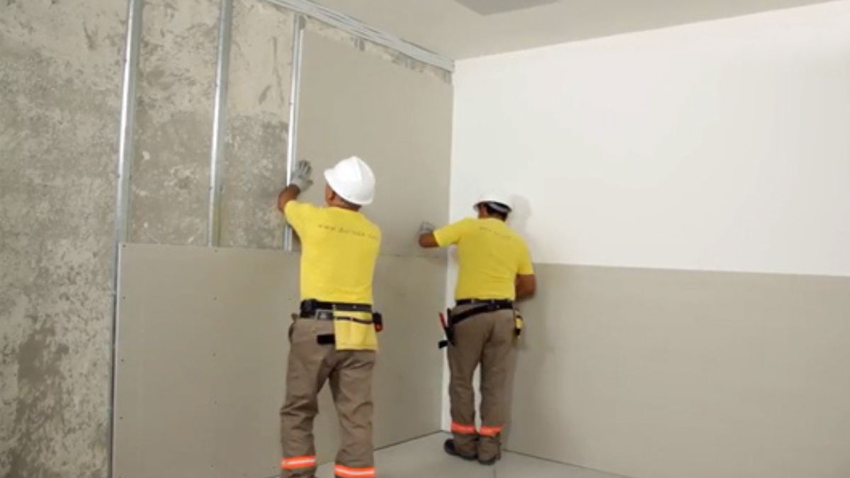 aplicação de gesso 3D decorativo