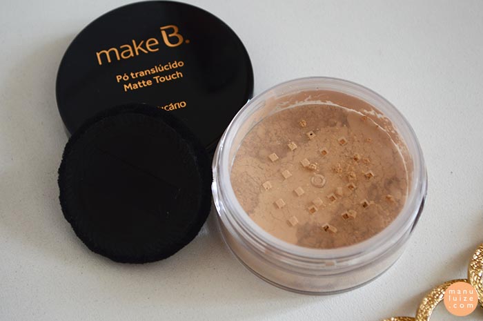 Pincéis ideais para aplicar pó facial: solto e compacto