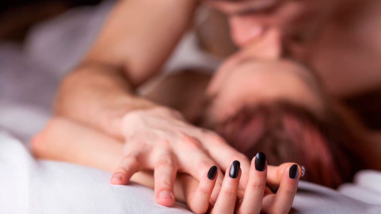 5 Dicas para Inovar na Posição Papai e Mamãe
Como a Posição Papai e Mamãe Pode Melhorar o Prazer
Entendendo o Controle da Ejaculação na Posição Missionário
Posição Papai e Mamãe: Variações para Casais
O Significado da Posição Papai e Mamãe no Relacionamento