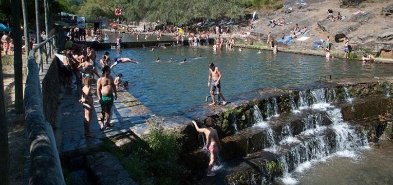 Como planejar sua viagem de férias de julho para a alta temporada