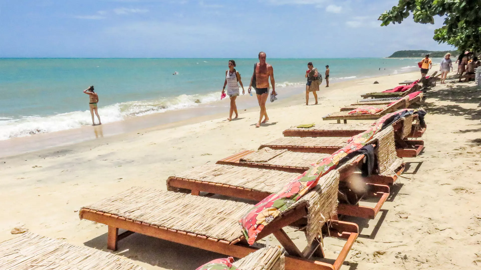 Praia do Espelho: O Segredo da Maré Baixa para o Efeito Espelho Perfeito