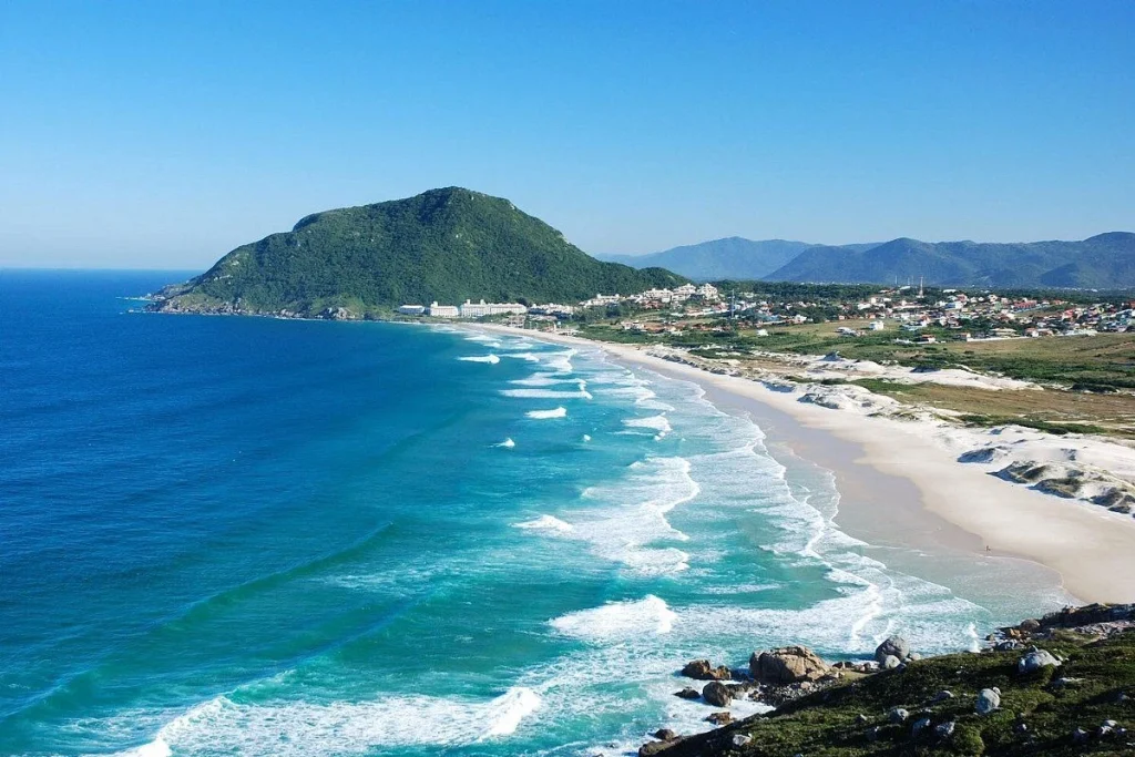 Guia Completo de Jurerê Tradicional vs. Jurerê Internacional