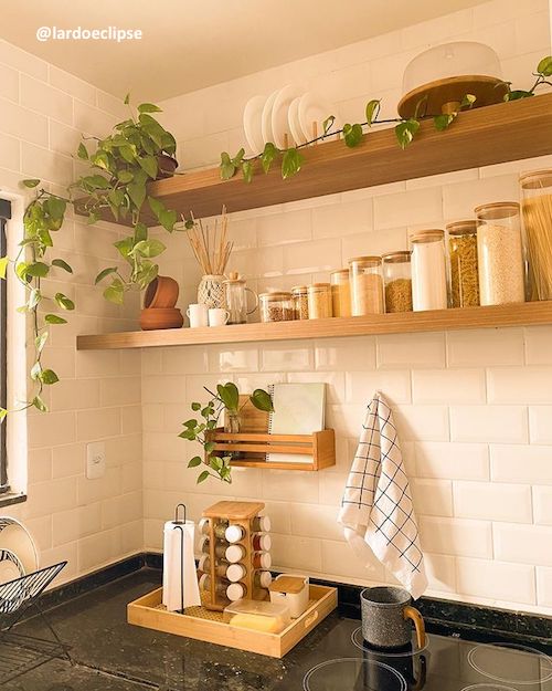 prateleira flutuante vs prateleira industrial qual a melhor