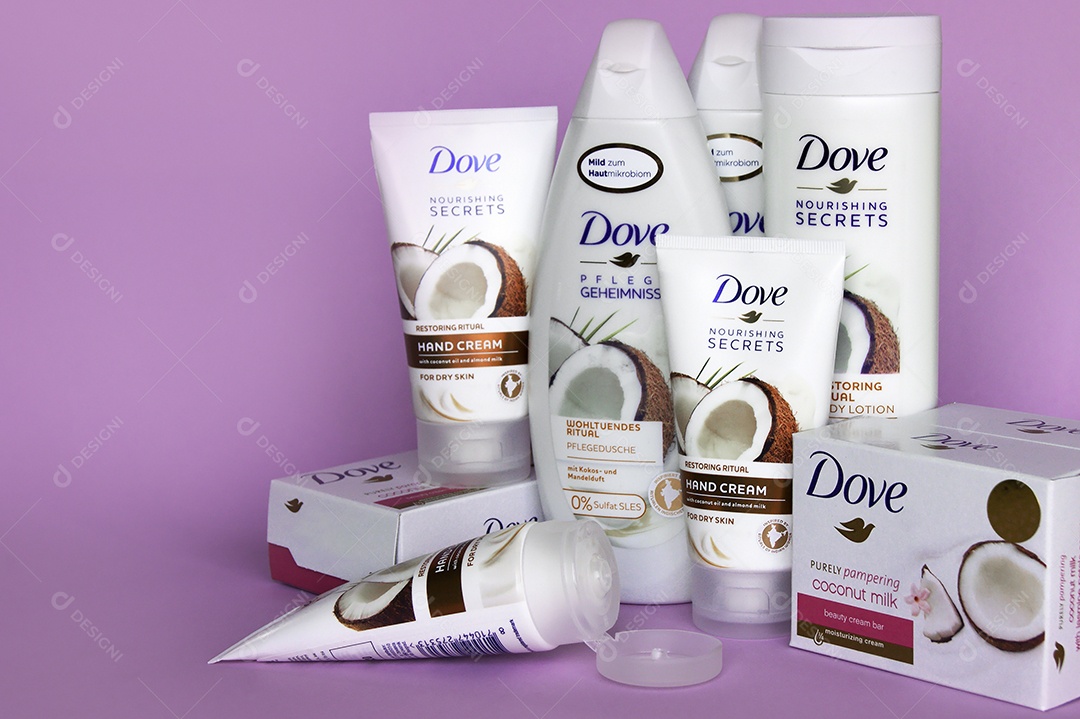 5 ideias de títulos:
1. Dove Bond Intense Repair: A linha completa para cabelos fortes e saudáveis.
2. Como o Sérum Bifásico Dove Bond Intense Repair age na reconstrução capilar.
3. Dove Bond Intense Repair Máscara: Resenha completa e benefícios.
4. Cabelos quebradiços? Descubra o poder do tratamento Dove Bond Intense Repair.
5. Dove Bond Intense Repair: Dicas de uso e resultados surpreendentes.