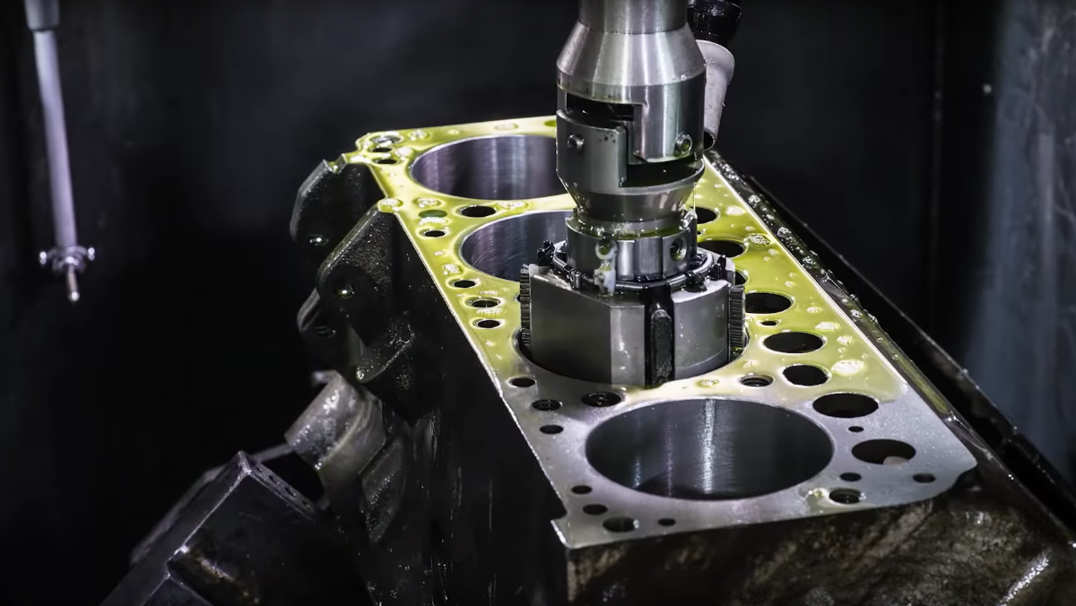 Retífica Parcial vs. Completa: Qual a Melhor Opção para Seu Carro?