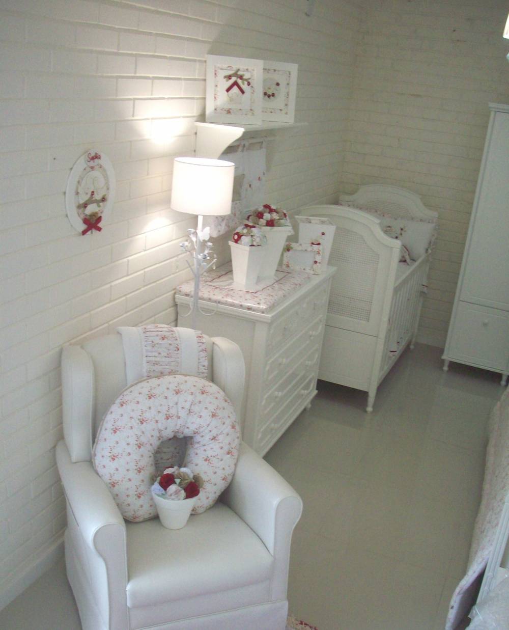 quarto de bebê feminino