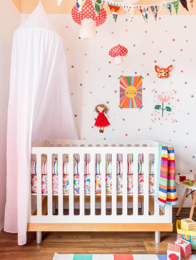 quarto de bebê feminino