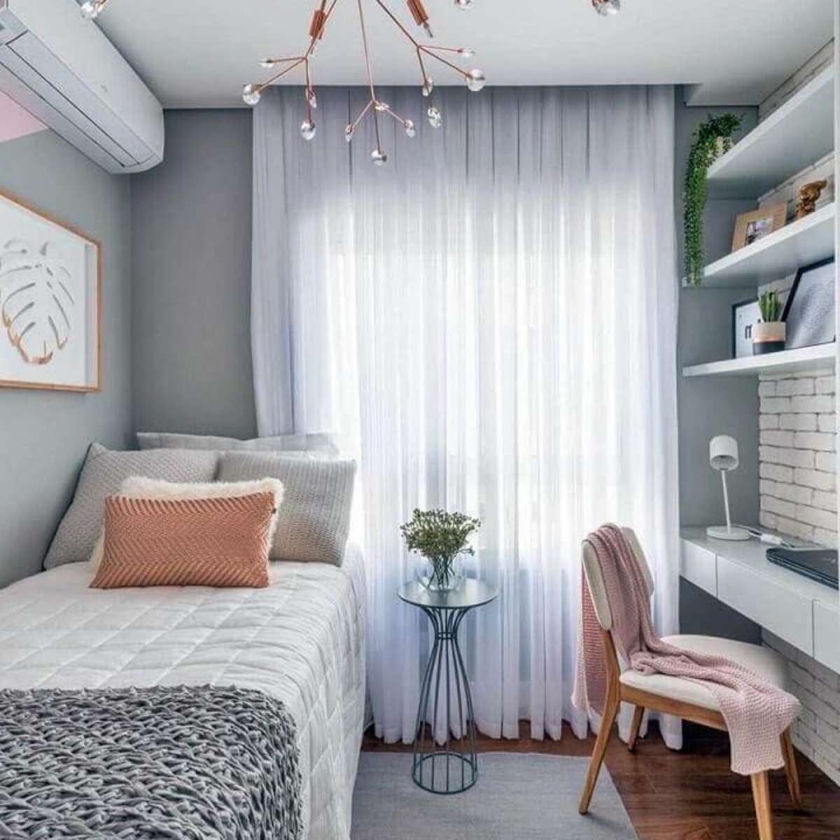 quarto de menina planejado vs quarto de menina solto