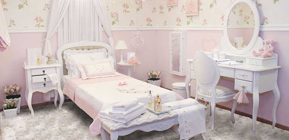 quarto de menina planejado vs quarto de menina solto
