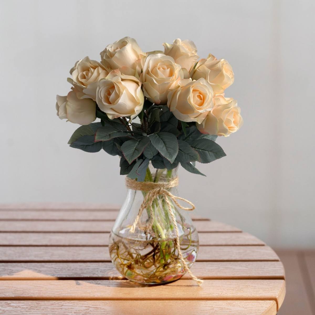 ideias decoração rosas artificiais ambientes