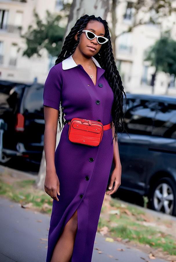 Os Acessórios Essenciais para um Visual Anos 90 Completo