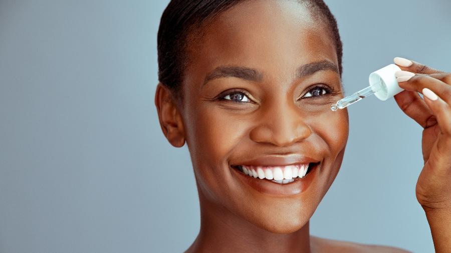 erros comuns ao usar sérum e hidratante na rotina