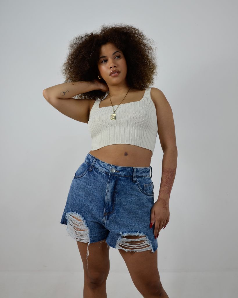 short jeans mom ou destroyed qual modelagem escolher