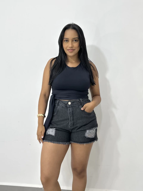 short jeans mom ou destroyed qual modelagem escolher