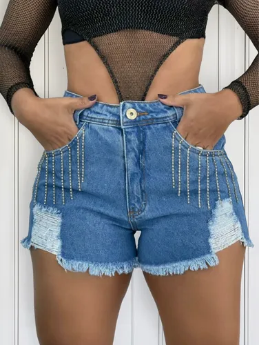 Como Combinar Shorts Jeans Mom e Cintura Alta para um Look Perfeito