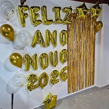 cores decoração ano novo 2026 (dourado, branco, prata)