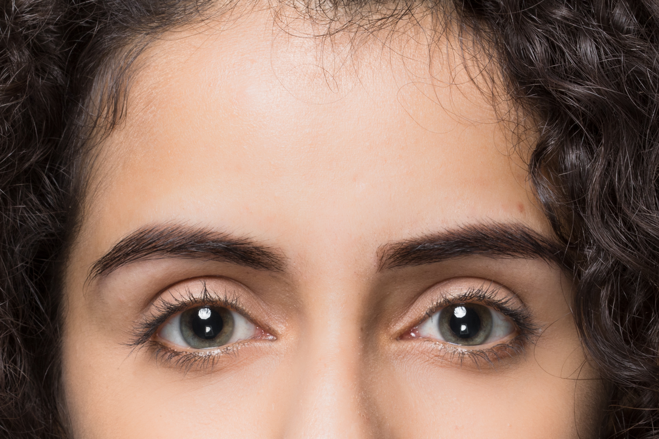 sobrancelha de henna