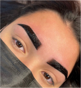 Passo a Passo Detalhado: Aplicação de Henna Profissional em Casa