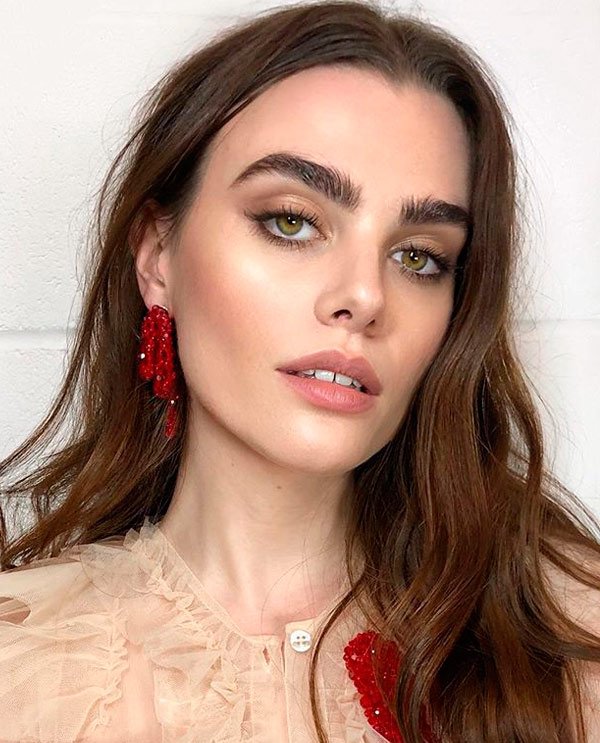 Brow Lamination: o segredo para sobrancelhas volumosas e alinhadas