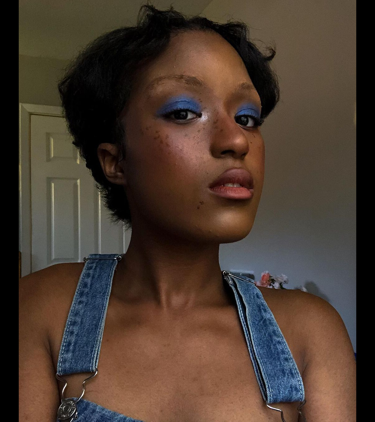 Sombra Azul: Guia Completo para Usar e Combinar em Diferentes Ocasiões