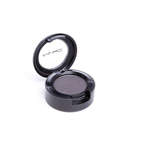 Sombra Líquida M·A·C Dazzleshadow: Brilho Intenso para Seus Olhos