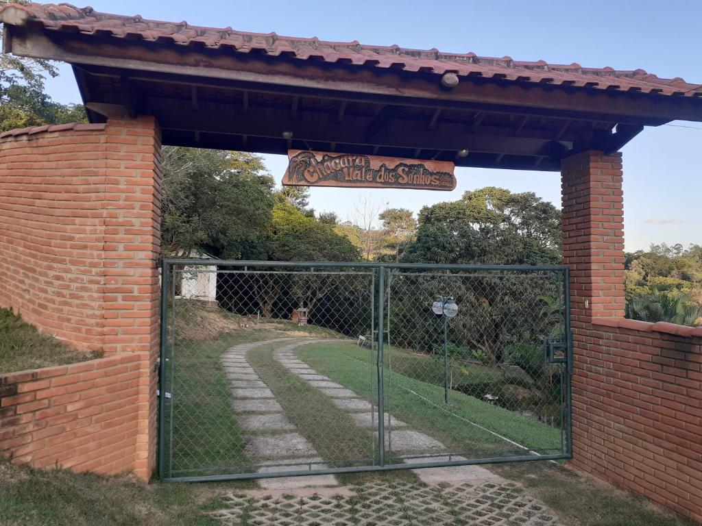 sonhar com muro de obstáculos