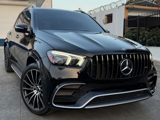 Experiências de Pilotagem: Onde Dirigir Supercarros no Brasil?