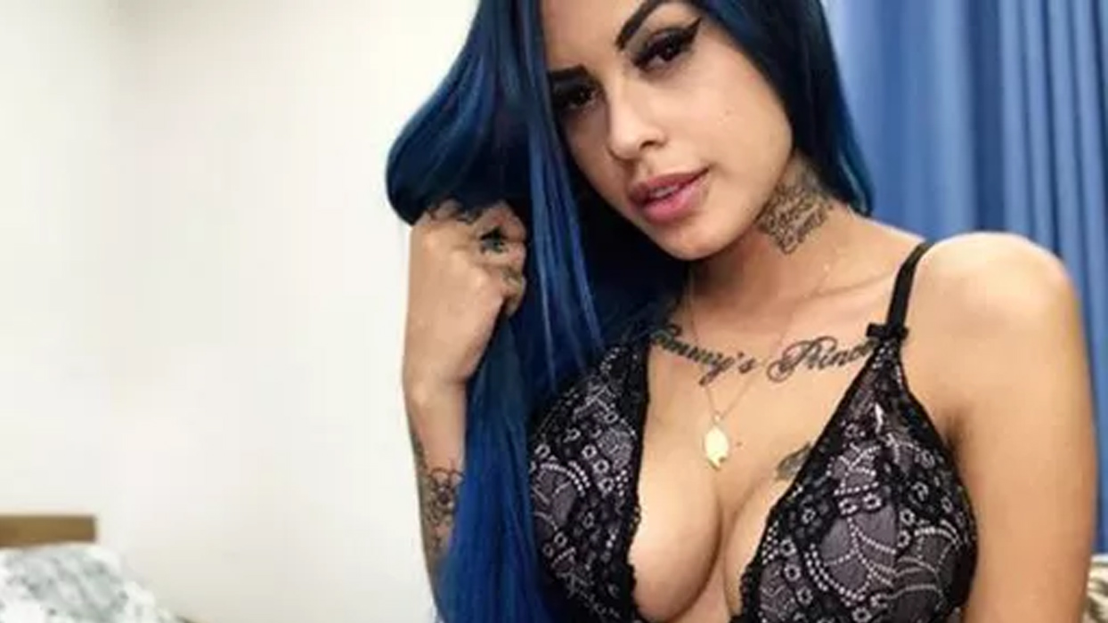 5 ideias de títulos:
1. A Ascensão de Tati Zaqui: Do Funk ao Estrelato Digital
2. Tati Zaqui: Explorando a Carreira Musical e o Impacto nas Redes Sociais
3. Bastidores da Fama: O Que Tati Zaqui Revela em Suas Plataformas Digitais?
4. Tati Zaqui: Uma Análise de Suas Músicas e Videoclipes de Sucesso
5. O Fenômeno Tati Zaqui: Como a Artista Conquistou Milhões de Fãs Online