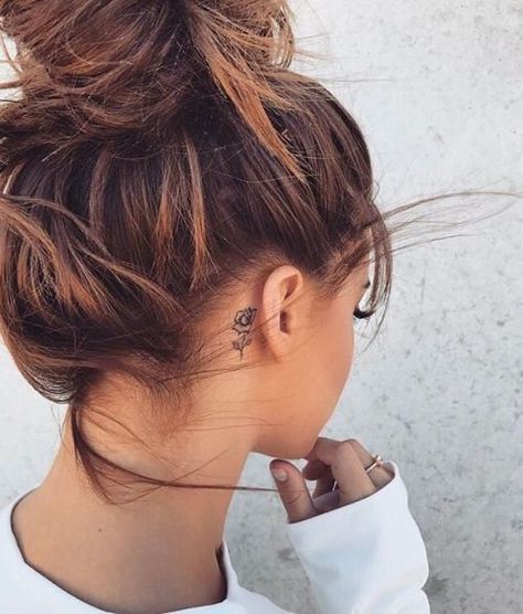 Tatuagem Fineline: Guia Completo de Estilos e Cuidados