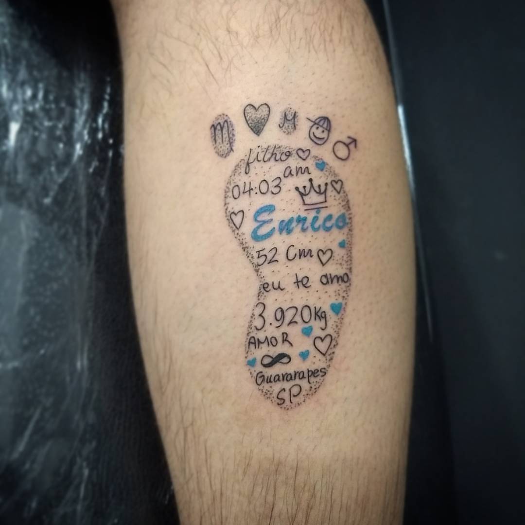 Significado da Tatuagem de Pezinho: Mais que uma Homenagem; Estilos de Tatuagem de Pezinho: Do Realismo à Aquarela; Onde Tatuar o Pezinho do Bebê: Melhores Locais e Nível de Dor; Dicas Essenciais Antes de Fazer a Tatuagem de Pezinho do seu Filho; Inspirações de Tatuagem de Pezinho: Encontre o Estilo Perfeito