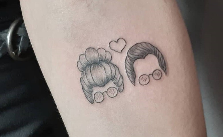 Como escolher a melhor fonte para a tatuagem da assinatura da sua avó