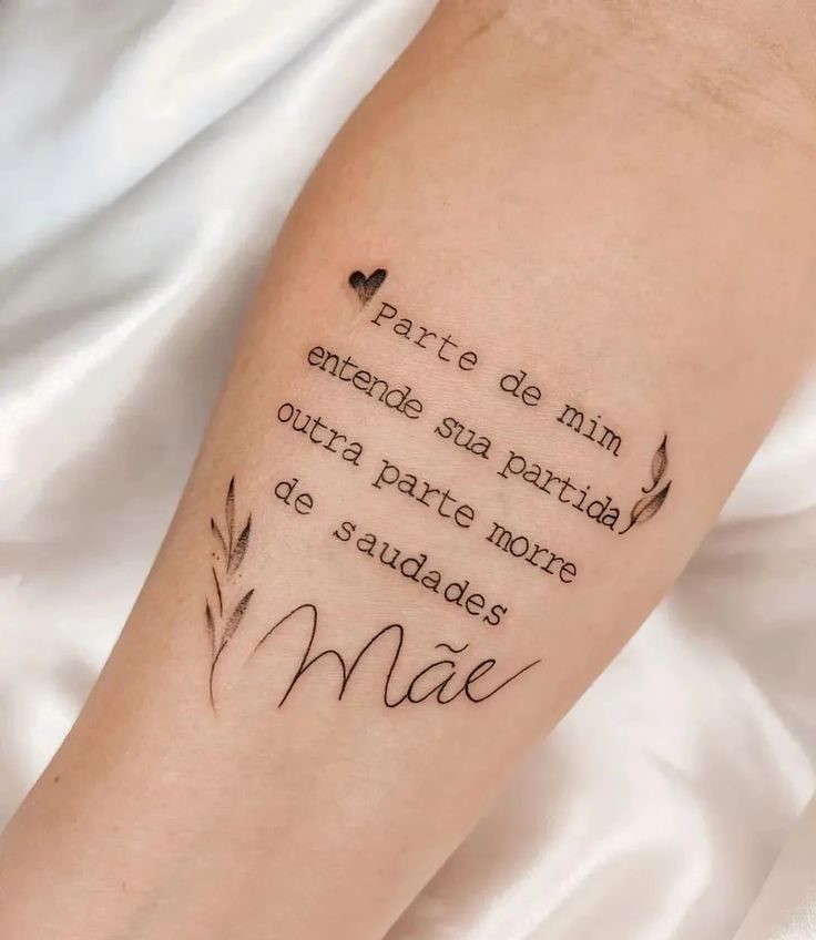 Objetos que viram arte: transformando memórias da avó em tatuagem