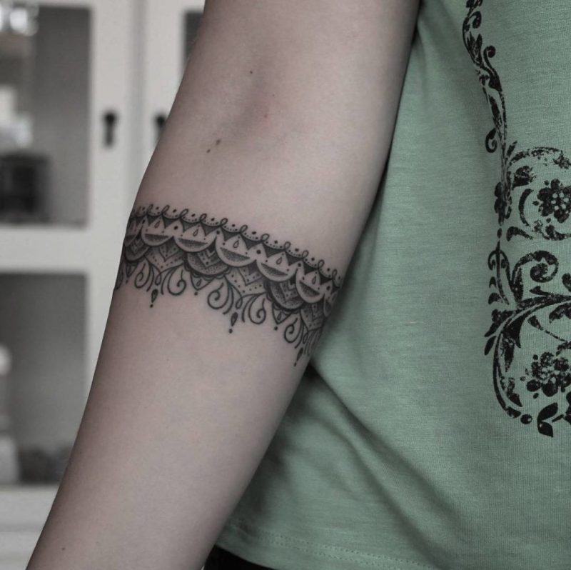 Fineline Tribal: A Delicadeza que Reinventa a Tatuagem Ancestral