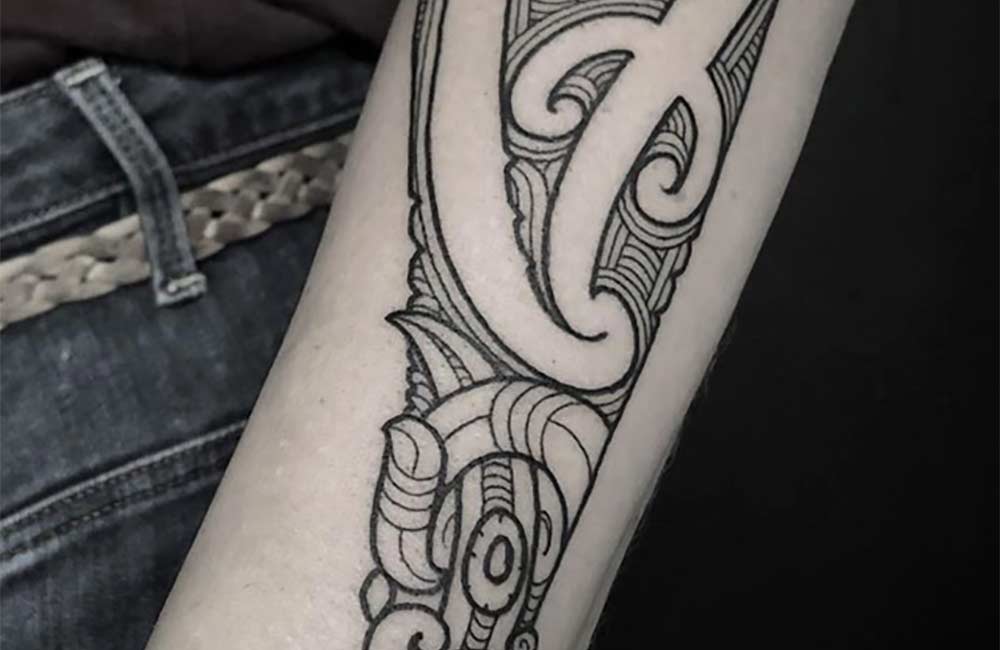 Tatuagem Maori Feminina: Significados e Inspirações para o seu Ta Moko