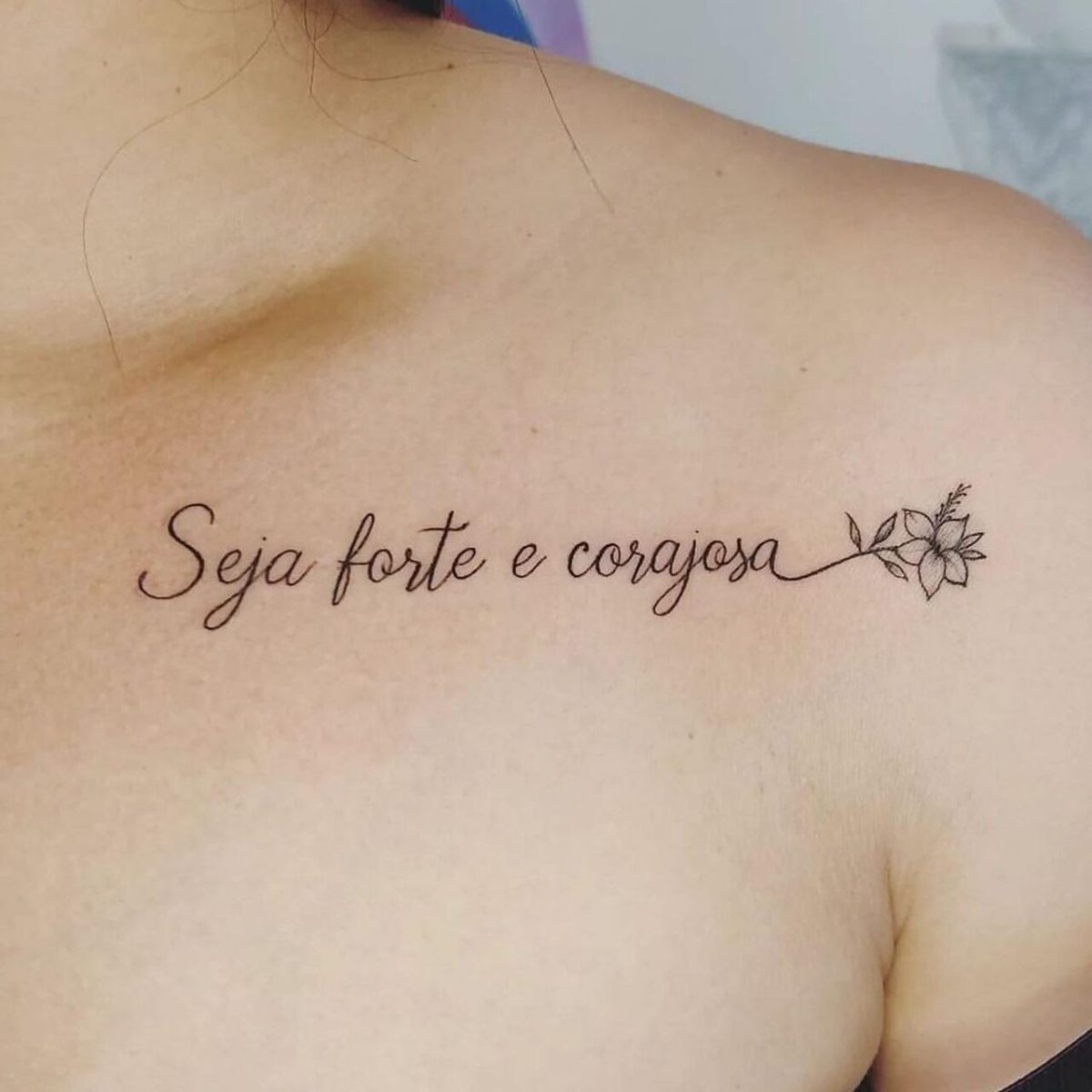 tatuagens bíblicas femininas