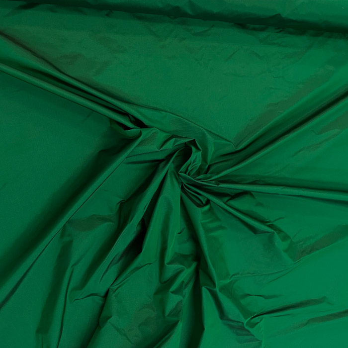 Tipos de Seda Pura e Suas Aplicações na Moda e Decoração