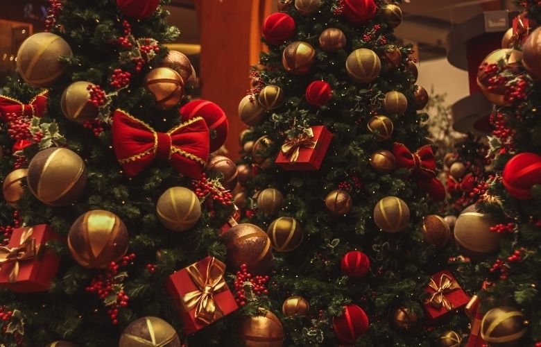 ideias criativas para decorar arvore de natal 2025