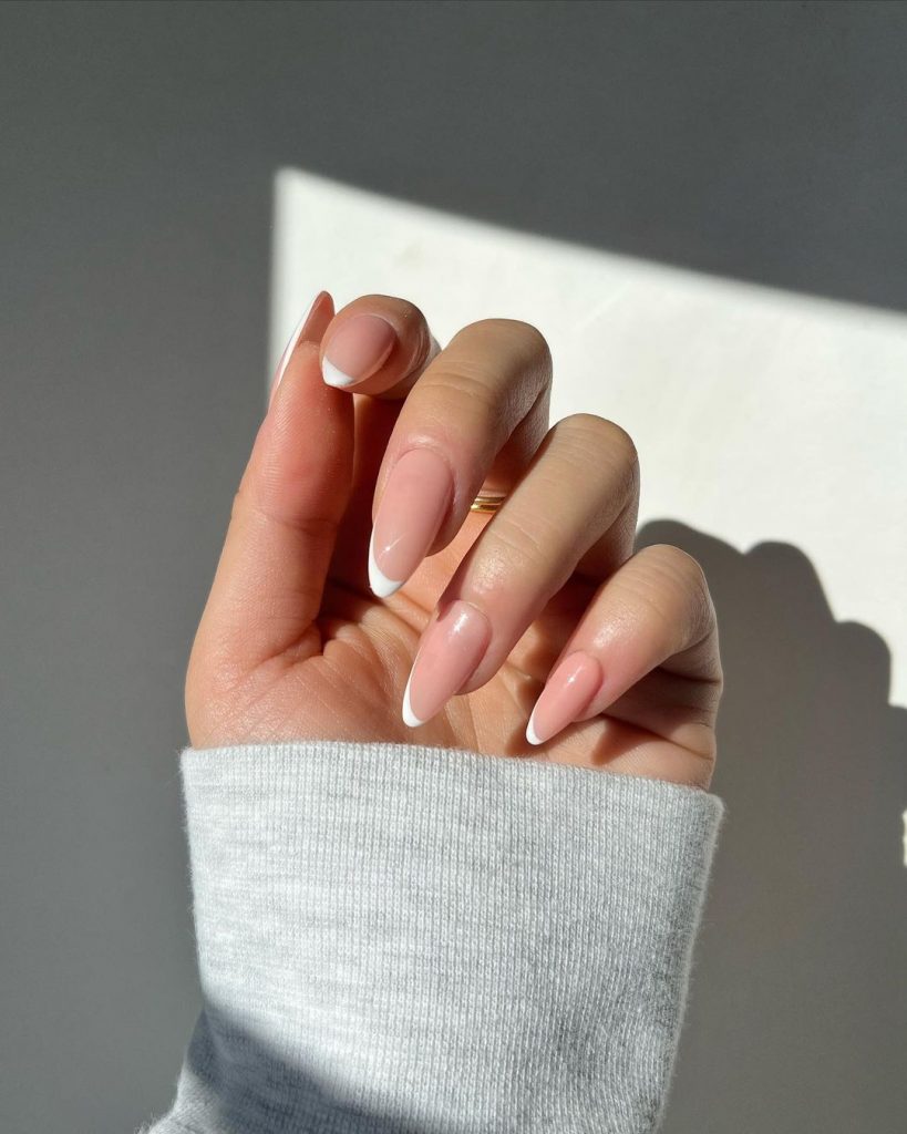 francesinha amendoada gel com detalhes 3d