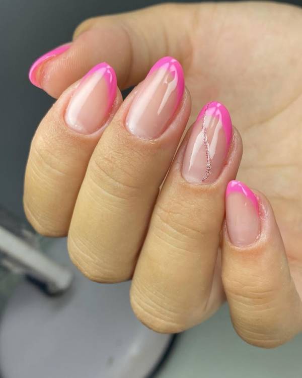 francesinha amendoada gel com detalhes 3d