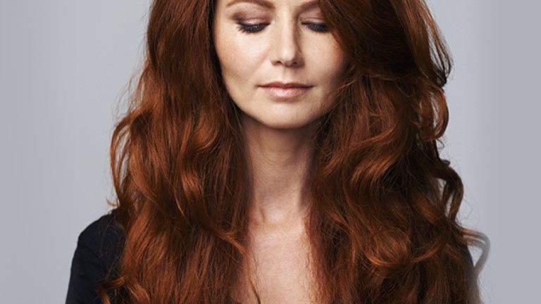 tinta castanho avermelhado