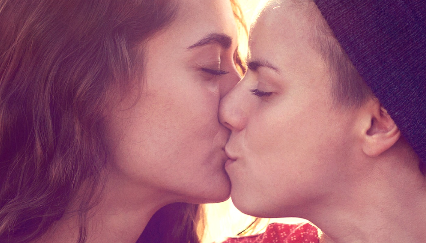 Além da Boca: As Zonas Erógenas Mais Sensíveis para Beijar