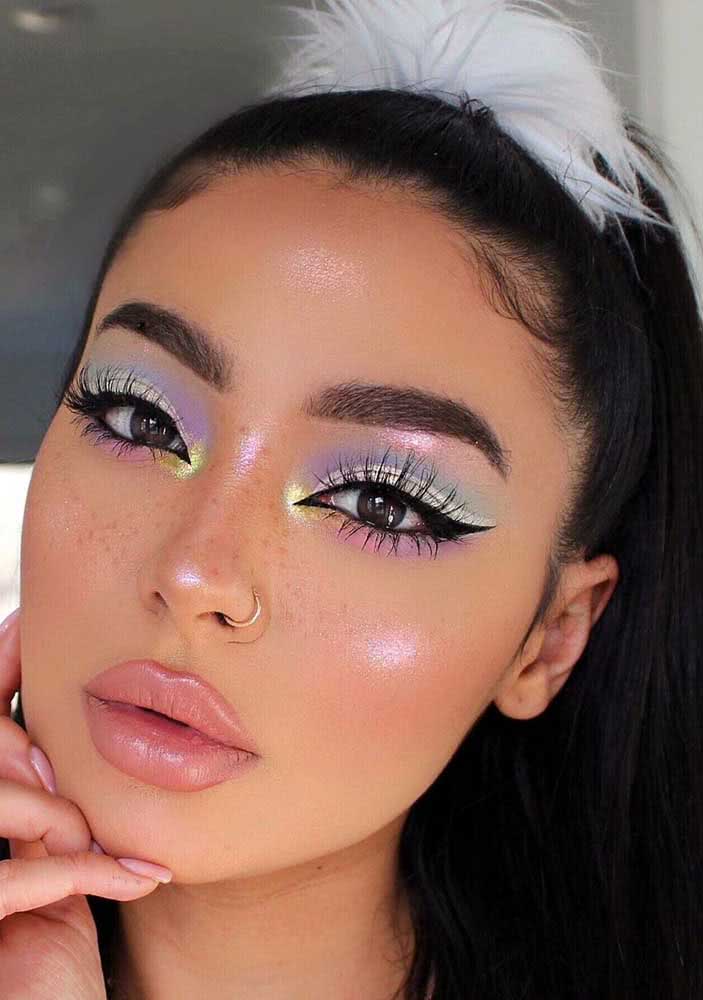 A Ordem Correta da Maquiagem: Evite Craquelamento e Garanta Durabilidade