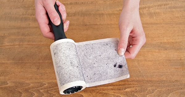 tirar pelo de roupa preta