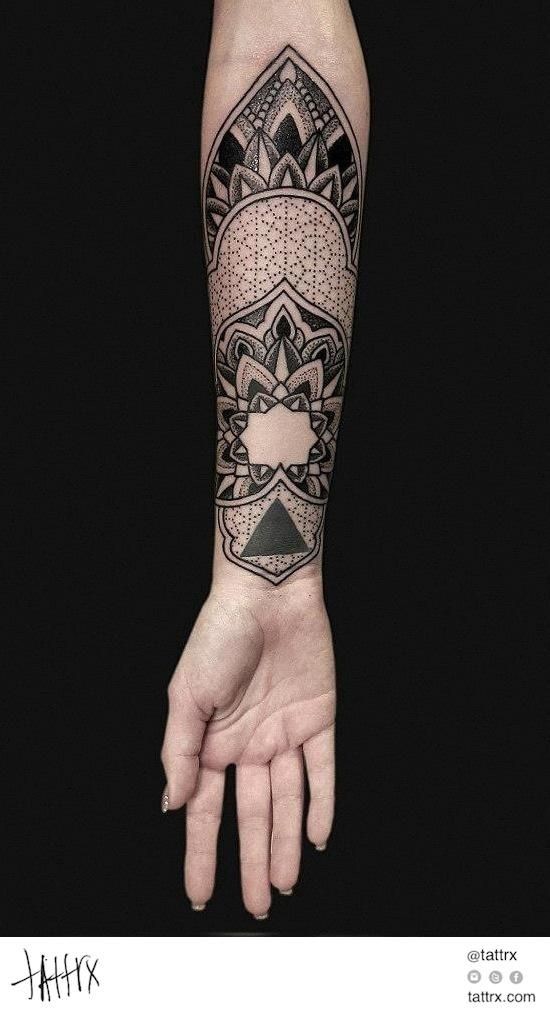 tatuagem realista preto e cinza