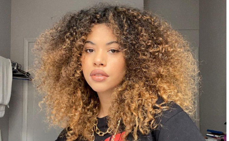 erros comuns ao pintar cabelo loiro mel em casa