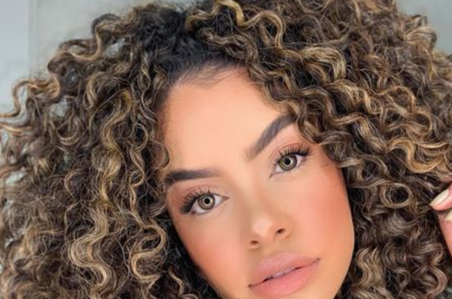 Como Identificar a Porosidade do Seu Cabelo e o Tratamento Ideal