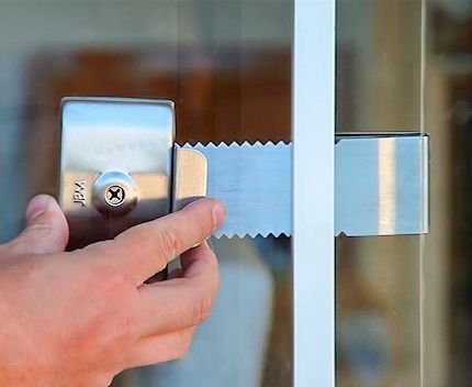trava de segurança para porta de correr
